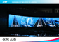 La pubblicità dell'interno di colore pieno di SMD2121 P4mm ha curvato il video schermo del LED per i centri commerciali