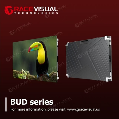 Display a LED a pixel pitch a 2,5 mm montato a parete
