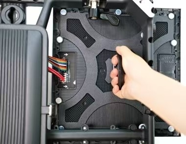 Facile riparazione Moduli e montaggio di precisione Pubblicità interna Display a LED prestazioni stabili con immagini mozzafiato