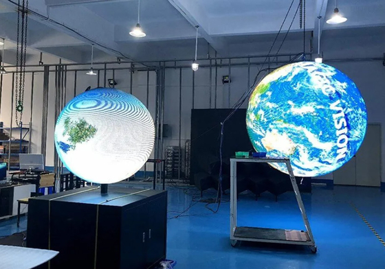 P2.5 P3 Display a LED per parete Impressionante visuale a 360°