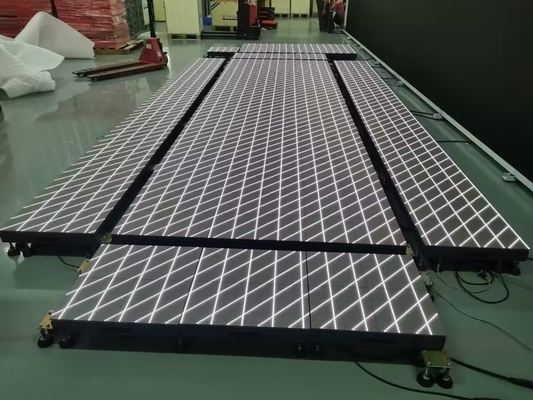 DF Serie LED Piastrelle di pavimento Capacità Immersivo Display 2.5mm-4.8mm Pitch di pixel 3840Hz Refresh Rate 44kg/m2 Perfetto per interni